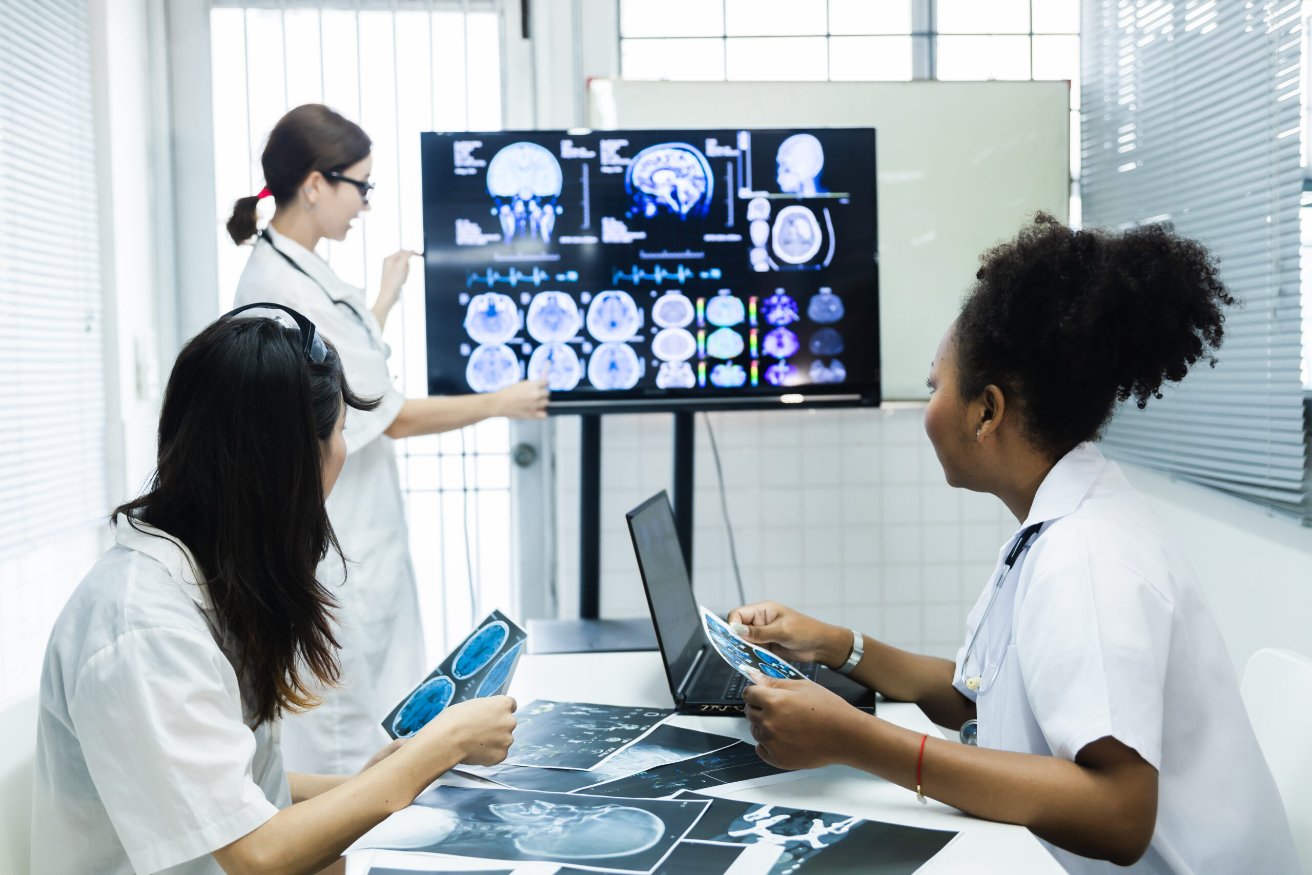 Medical legal costs excessive and should be capped